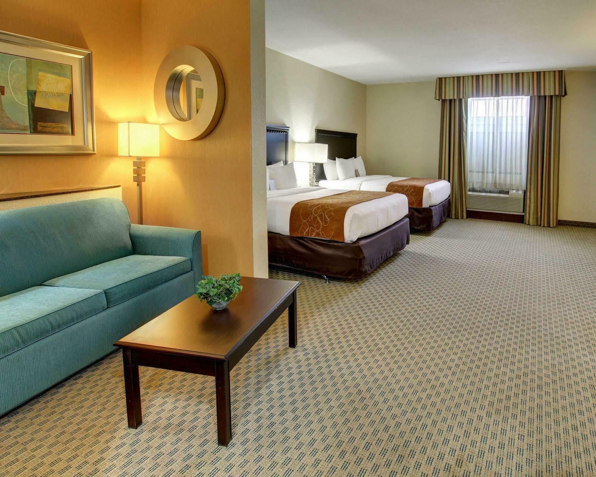 Fairfield By Marriott Inn & Suites Hillsboro Exterior photo